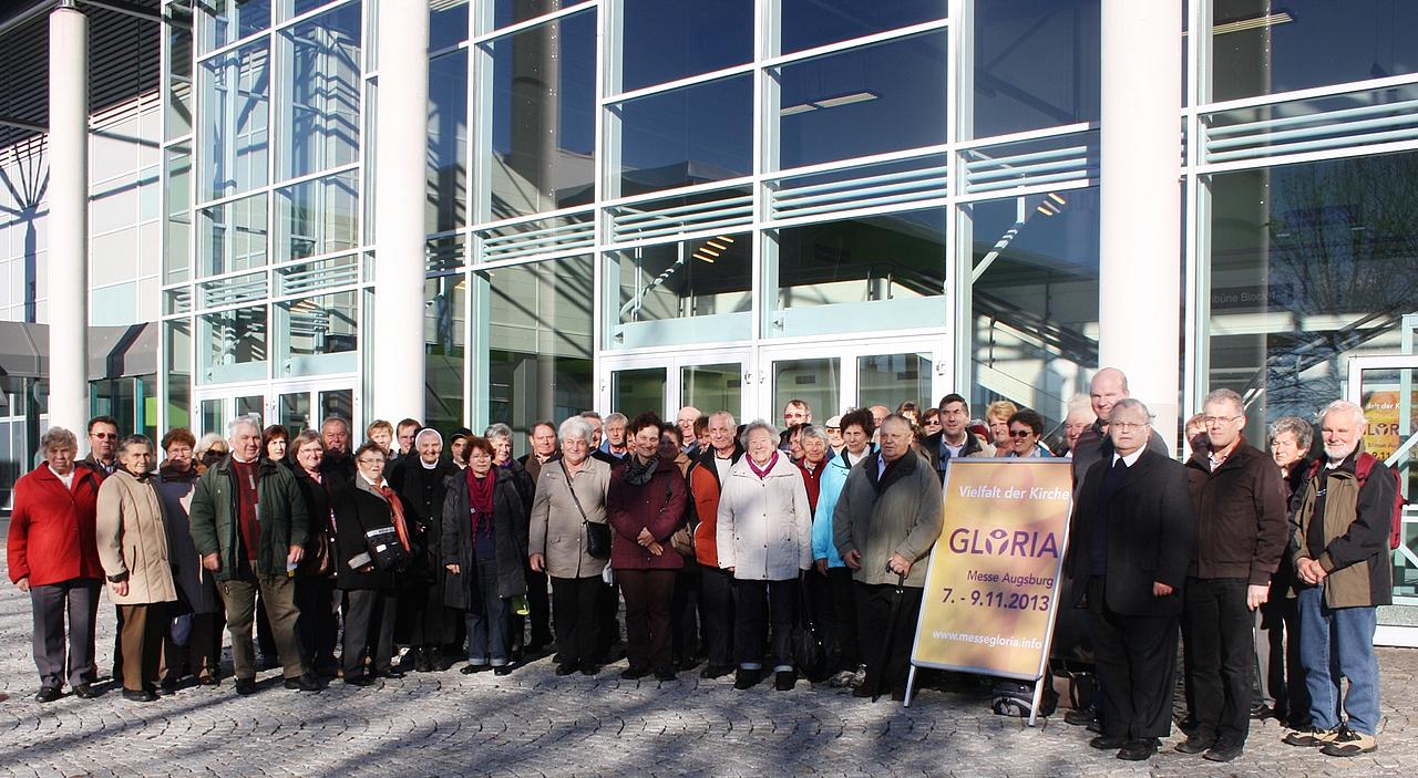 53 Mesner aus dem Bistum besuchten die Kirchenmesse "Gloria" in Augsburg.
