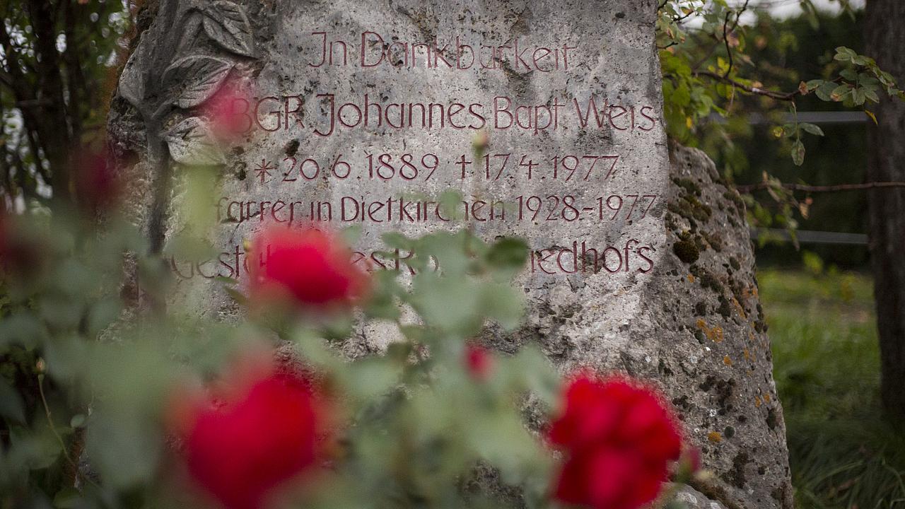 Der Rosenfriedhof in Dietkirchen