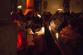 Die Nacht der Lichter zieht jedes Jahr viele Besucher in den Eichstätter Dom. pde-Fotos: Anika Taiber-Groh