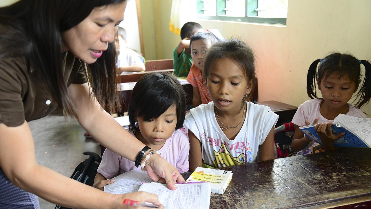 Schule auf den Philippinen. Foto: Meissner/Misereor