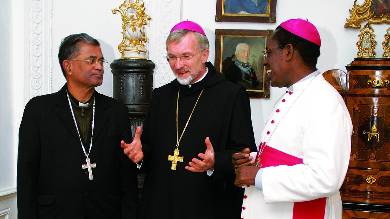 Zusammentreffen der drei Partnerbischöfe Dabre, Hanke und Ntamwana im Eichstätter Bischofshaus
