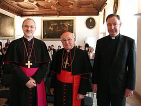 Bischof Gregor Maria Hanke, Kardinal Walter Brandmüller und der Dekan der Theologischen Fakultät, Prof. Lothar Wehr  (Foto: Heberling/KiZ)