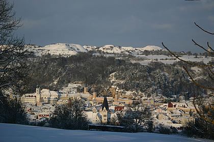 Winterlicher Blick vom Frauenberg nach Eichstätt. pde-Foto: Geraldo Hoffmann