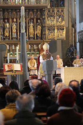 Osterpredigt von Bischof Gregor Maria Hanke (pde-Foto Marie-Bernadette Hügel)