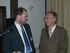 Referent zum thematischen Schwerpunkt der Frühjahrsvollversammlung war Prof. Dr. Isidor Baumgartner, Passau, hier mit Diözesanratsvorsitzendem Christian Gärtner (links)