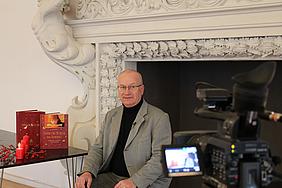 Franz Hausmann bei den Videoaufnahmen