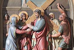 4. Station: Jesus begegnet seiner Mutter.
