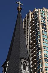Turmspitze der Holy Name Cathedral, Chicago/USA, Foto: Matthias Blaha