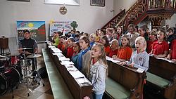 Hier geht es zum Video "Diözesaner Kinderchortag 2019 in Gaimersheim". pde-Foto: Johannes Heim