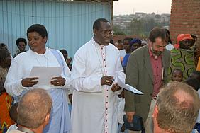 Schwester Godelive Miburo, Erzbischof Simon Ntamwana,  Gerhard Rott