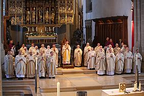 Pontifikalamt mit den Priesterjubilaren im Eichstätter Dom. pde-Foto: Geraldo Hoffmann