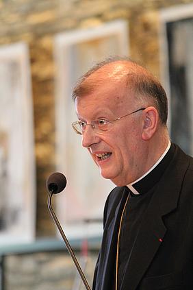 1.      Erzbischof Roland Minnerath bei seinem Vortrag