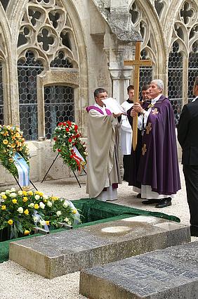 Domdekan Klaus Schimmöller leitete die Beisetzungsfeierlichkeiten für den verstorbenen Dompropst em. Prof. Dr. Josef Lederer.